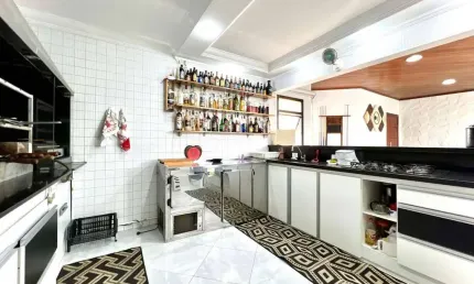 Apartamento Cobertura com 374 m² 3 Dormitorios sendo 3 Suítes