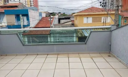 Sobrado com 3 Dormitorios sendo 1 Suite e 2 Vagas de Garagens