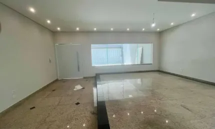 Sobrado Novo 244m² 3 Dormitorios sendo 3 Suite 5 Vagas de Garagem Permuta
