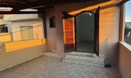 Sobrado amplo para comércio ou moradia 187 m² 4 dormitórios