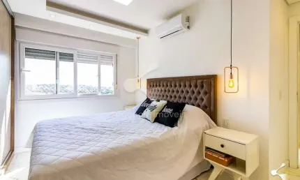 Apartamento para Venda em Porto Alegre, São Sebastião, 1 suíte, 2 quartos, 2 banheiros, 1 vaga