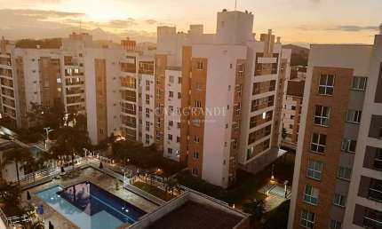 Cobertura com 3 quartos à venda no Floresta, Joinville  por R$ 799.000