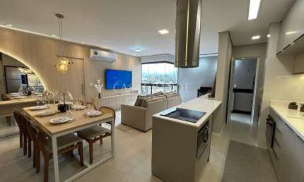 Apartamento com 2 quartos à venda no Saguaçu, Joinville  por R$ 703.000