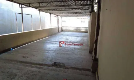 SOBRADO COM 4 QUARTOS, 2 COZINHAS, 2 BANHEIRO, 2 VAGAS - R$ 480.000,00
