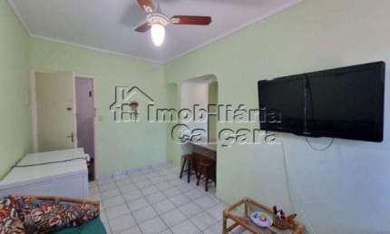 Apartamento com 01 dormitório, á 300 metros da praia no Caiçara!!!