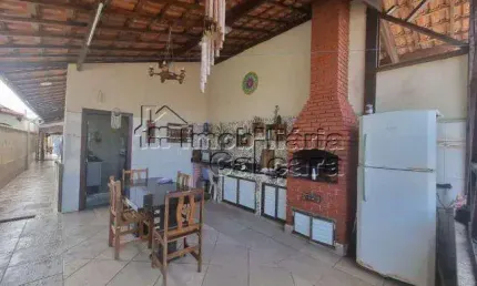 Casa para Venda em Praia Grande, Jardim Real, 2 dormitórios, 1 suíte, 3 banheiros, 2 vagas