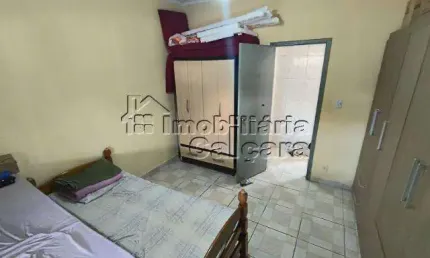 Casa para Venda em Praia Grande, Balneário Maracanã, 1 dormitório, 1 banheiro, 1 vaga