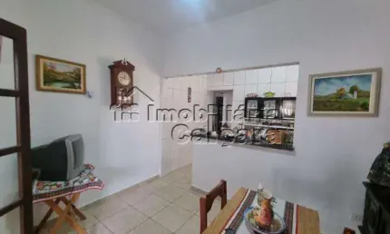 Casa para Venda em Praia Grande, Caiçara, 2 dormitórios, 1 suíte, 2 banheiros, 2 vagas