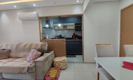 Apartamento para Venda em Praia Grande, Ocian, 2 dormitórios, 1 suíte, 2 banheiros, 2 vagas