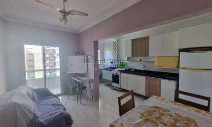 Apartamento com 02 dormitórios no Maracanã, frente mar!!!
