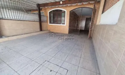 Casa para reformar no Caiçara, com 02 dormitórios!!!