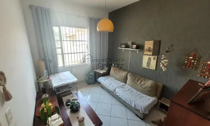 Casa com 02 dormitórios, no Jardim Imperador á 100 metros da paraia!!!