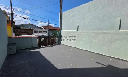 Excelente oportunidade, no Bairro Maracanã, casa com 01 dormitório!!!