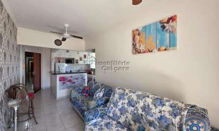 Apartamento no Caiçara com 01 dormitório, á 30 metros da praia!!