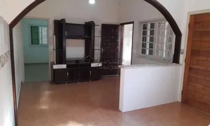 Casa com edícula no Jardim Imperador, á 100 metros da praia!!!