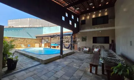 Casa com 05 dormitórios, com piscina no Caiçara vem conhecer!!!!