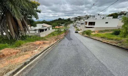 Terreno à venda na Avenida Geraldo Rocha, Chácara Cotia, Contagem