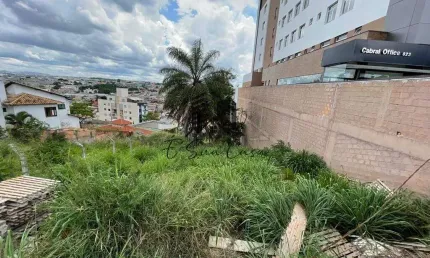 Terreno à venda na Alameda dos Sabiás, Cabral, Contagem