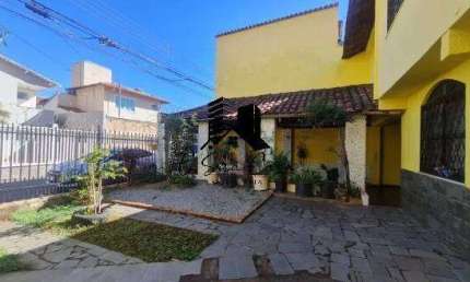 Casa à venda 3 quartos Bairro Serrano Belo Horizonte/MG