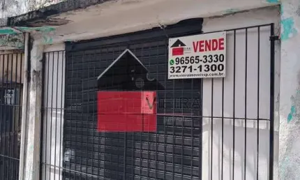 Sobrado à venda, Vila Monumento, precisa reforma geral São Paulo, SP