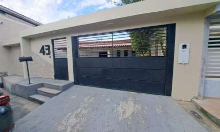 Casa de condomínio térrea Condomínio Haydea III, 03 suítes, mobiliada, ao lado so Shopping Amazonas