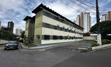 Apartamento no Parque dos Rios 2, dois quartos, térreo, bem localizado.