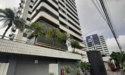Edifício Saint Martin com 180m². Com 4 dormitórios, sendo 2 suítes, 4 banheiros, 3 vagas, gerador 10