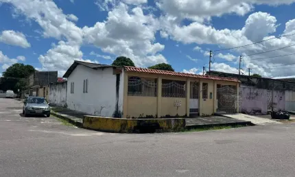 Casa Cidade Nova, 3 quartoss, financia toda documentada, vaga para 2 carros, terreno
