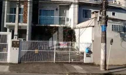Casa com 2 quartos à venda na Rua São José do Cerrito, Petrópolis, Joinville