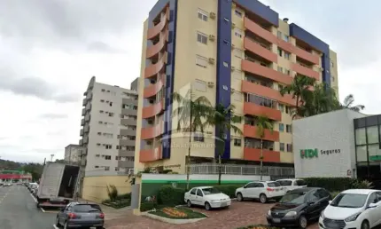 Apartamento com 03 Quartos e com 02 sacadas no bairro América !!