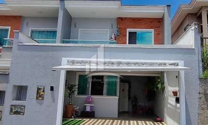 Casa com 2 quartos à venda na Rua José Nazareno Coelho, Glória, Joinville