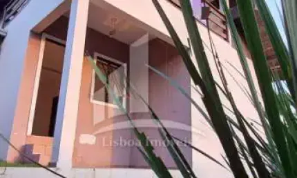 Casa com 3 quartos à venda na Rua Bauru, Petrópolis, Joinville