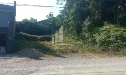 Terreno à venda na Rua Walter Eichholz, 351, Floresta, Joinville