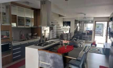 Casa com 3 quartos à venda na Rua João Ravache, Santo Antônio, Joinville