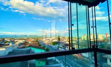 Apartamento 03 Quartos + Sacada com churrasqueira no bairro Jardim Iririu !!