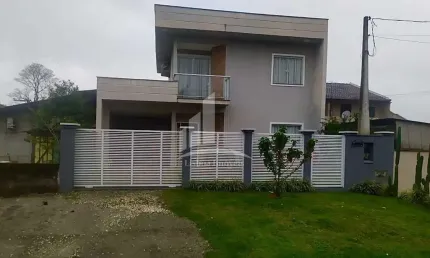 Casa com 2 quartos à venda na Rua Waldi Voss, Zona Industrial, Joinville