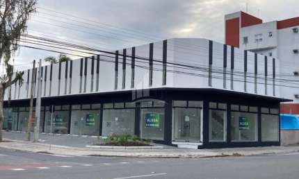 Sala comercial com mezanino a venda no bairro Anita Garibaldi !!