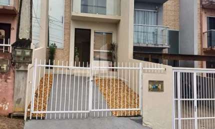 Casa com 2 quartos à venda na Rua São Bento do Sul, Jarivatuba, Joinville