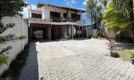 Casa com 4 quartos à venda na Rua Santa Catarina, Santa Catarina, Joinville
