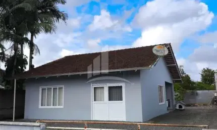 Casa com 2 quartos à venda na Rua Leopoldo Beninca, Vila Nova, Joinville