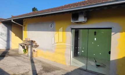Casa comercial à venda na Rua Minas Gerais, 500, Morro do Meio, Joinville