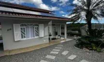 Casa com 3 quartos à venda na Rua Cidade de Sertanópolis, Paranaguamirim, Joinville