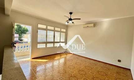 Casa com 3 dormitórios à venda, 142 m² por R$ 800.000,00 - Encruzilhada - Santos/SP