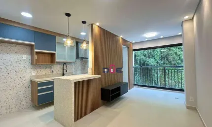Apartamento novinho lindamente decorado, no marapé em santos. 2 quartos sendo 1 asuite, varanda, lazer completo. 30 itens de lazer