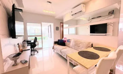 Apartamento com 2 dormitórios à venda, 53 m² por R$ 739.000,00 - Embaré - Santos/SP