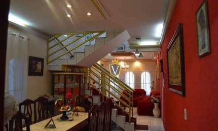 Casa com 4 dormitórios à venda - Vila Vianelo - Jundiaí/SP