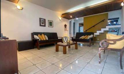 Casa com 3 dormitórios à venda, 250 m² por R$ 1.100.000,00 - Jardim Paulista I - Jundiaí/SP