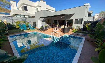 Casa com 3 quartos à venda, 200 m² por R$ 2.400.000 - Vale Azul - Jundiaí/SP