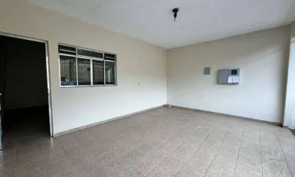 Oportunidade em Cajamar! Casa à venda no Guaturinho com excelente localização! Ideal para morar ou investir!