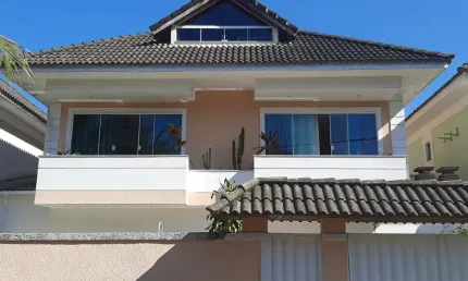 Casa em condomínio fechado com 5 quartos à venda na Rua Manhuaçu, 301, Vargem Grande, Rio de Janeiro